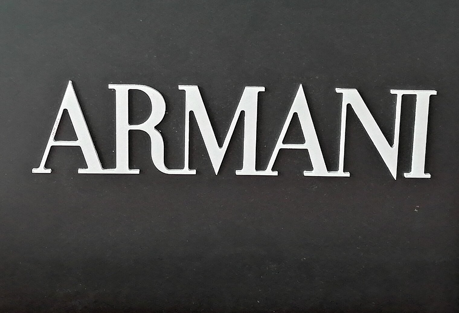 TARGHE e PRODOTTI SEGNALETICI: Cartello Armani